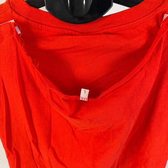 Wonder Woman T-Shirt Red DC Comics Superhero Graphic Tee Womens Large - Picture 6 of 6